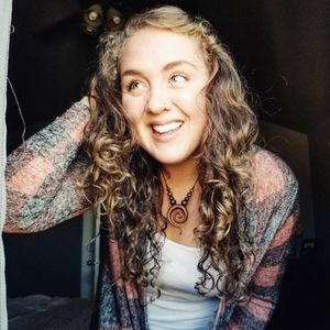 Meet your Posher, Ali